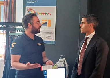 Premier Rob Jetten op bezoek: Thom van Fitaal Fysiotherapie zet valpreventie in de spotlight!